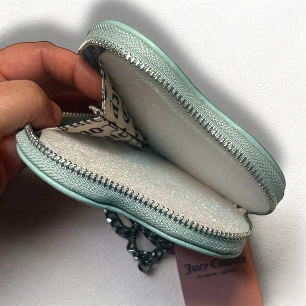 Juicy Couture String Of Pearls Heart Zip Around Wallet Chain‎ Wristlet Purse NWT